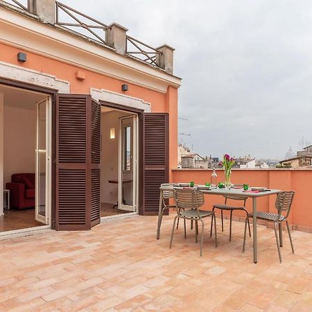 Apartment With Terrace In Via Del Pellegrino - Fromhometorome Bagian luar foto
