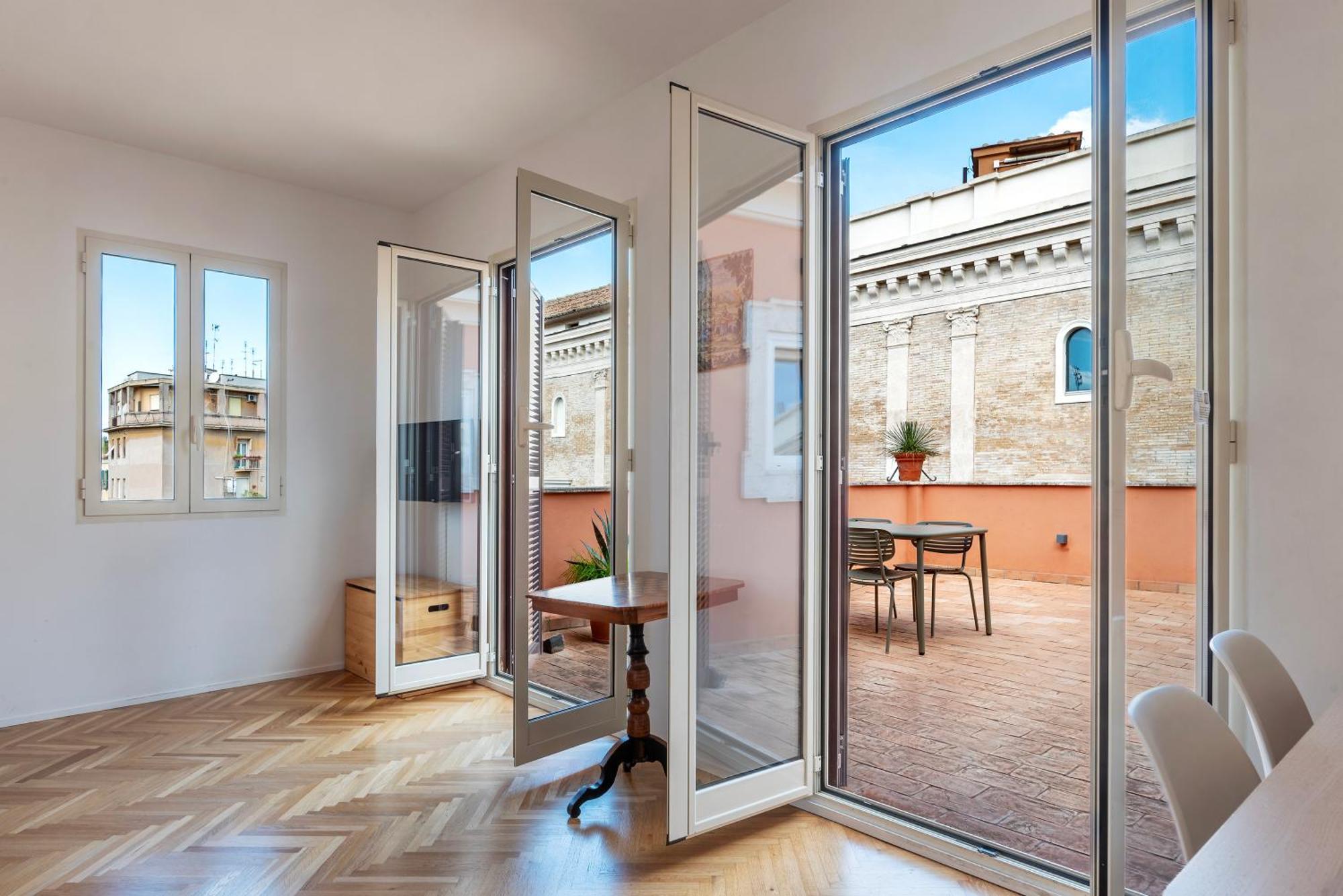 Apartment With Terrace In Via Del Pellegrino - Fromhometorome Bagian luar foto