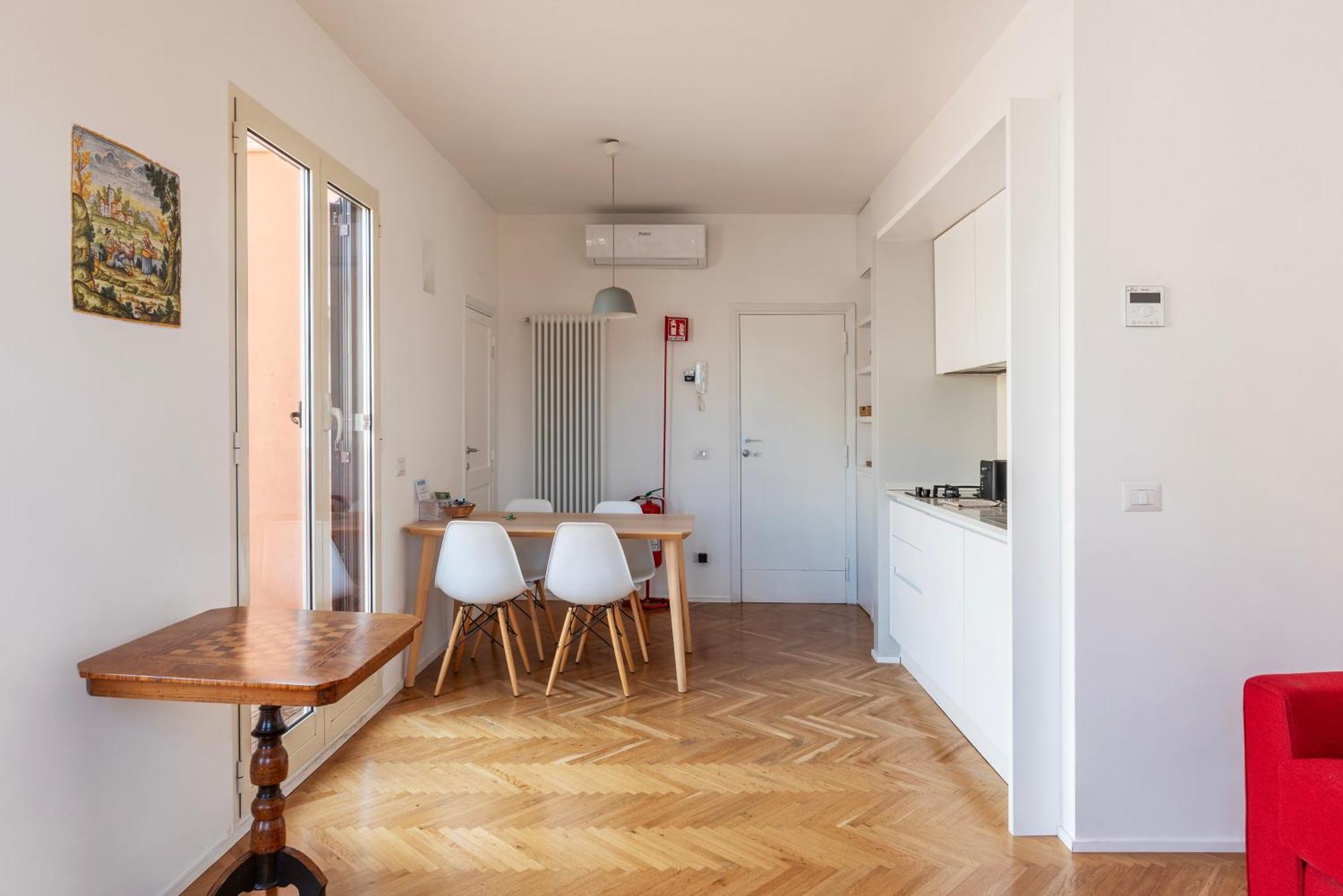 Apartment With Terrace In Via Del Pellegrino - Fromhometorome Bagian luar foto