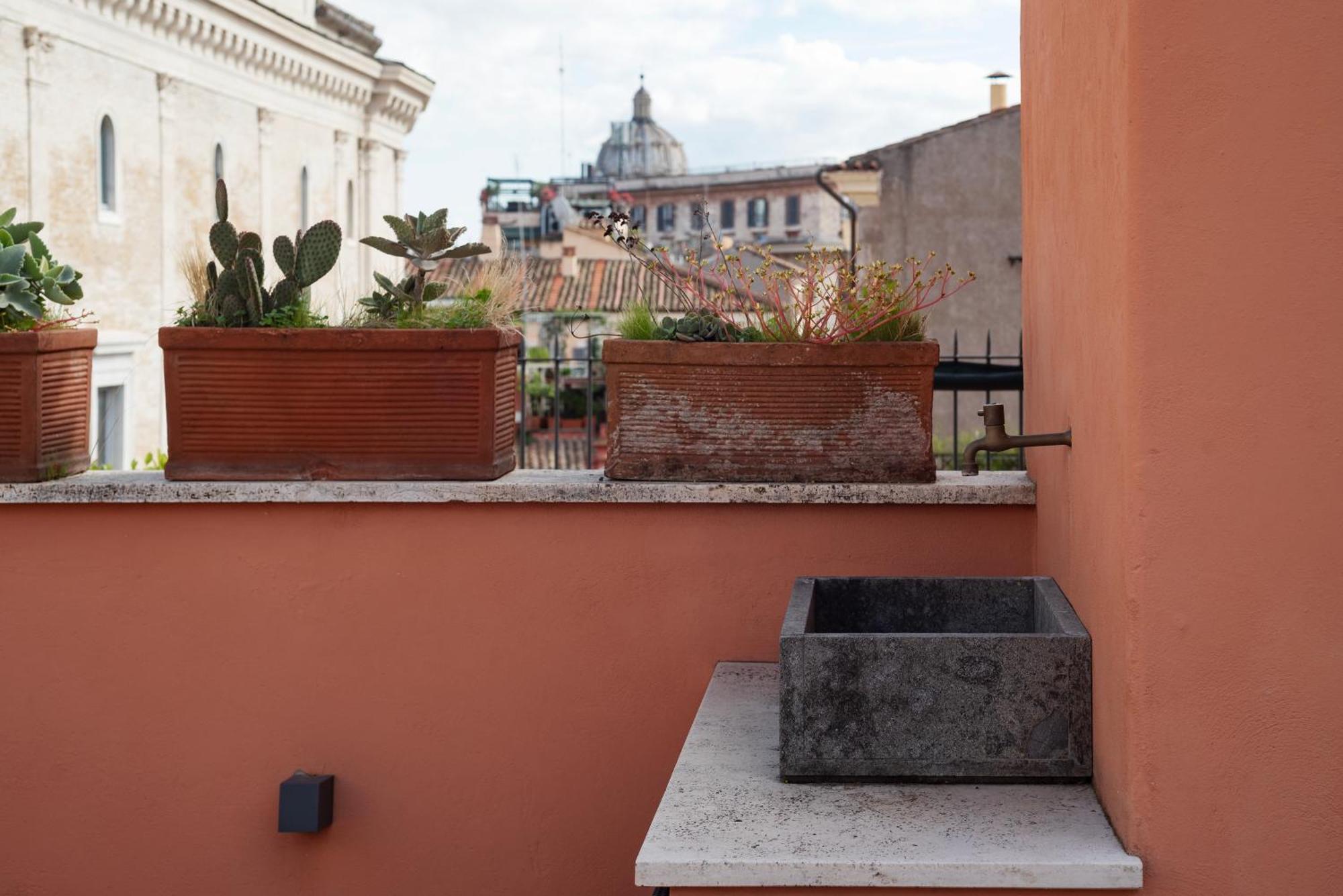 Apartment With Terrace In Via Del Pellegrino - Fromhometorome Bagian luar foto