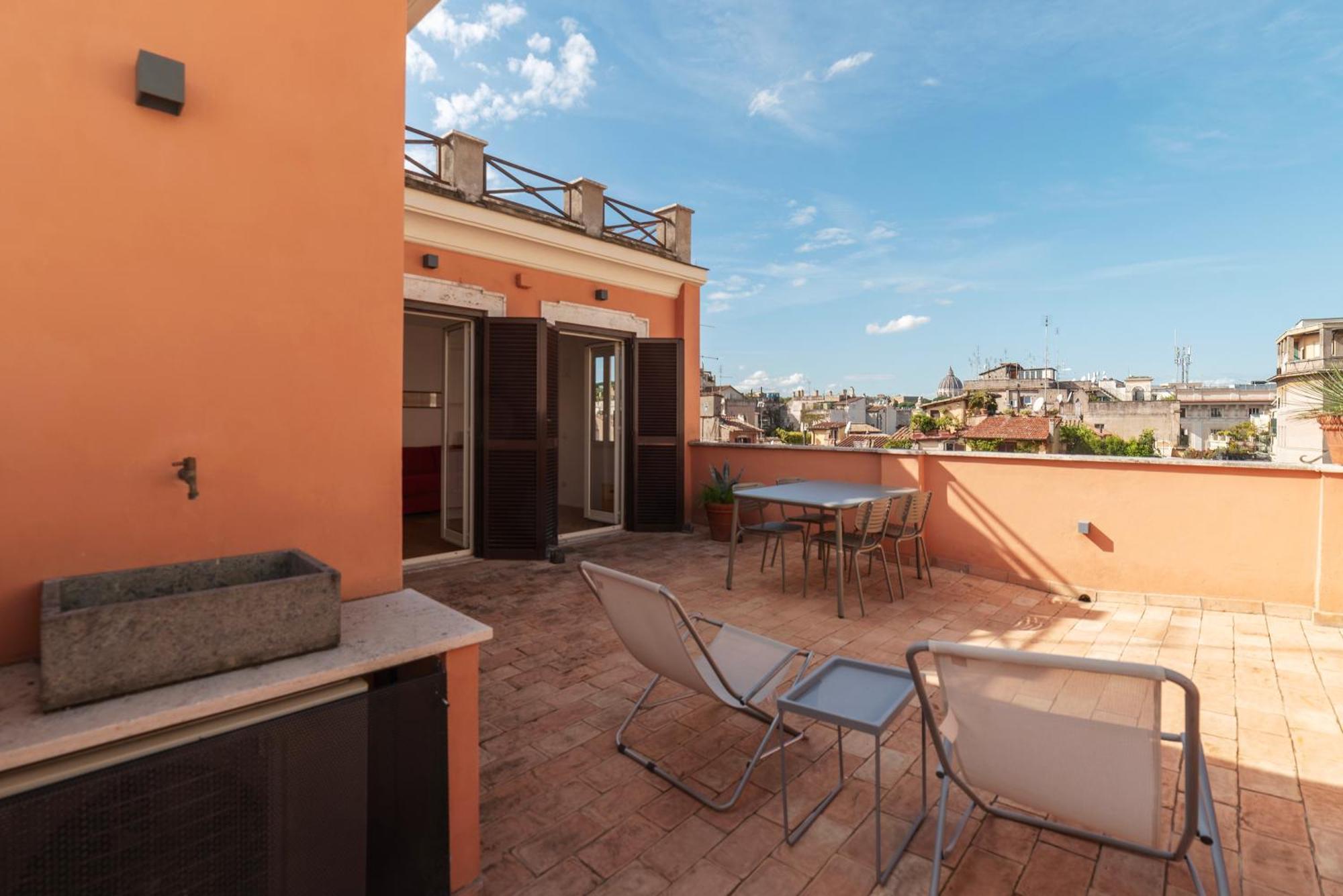 Apartment With Terrace In Via Del Pellegrino - Fromhometorome Bagian luar foto