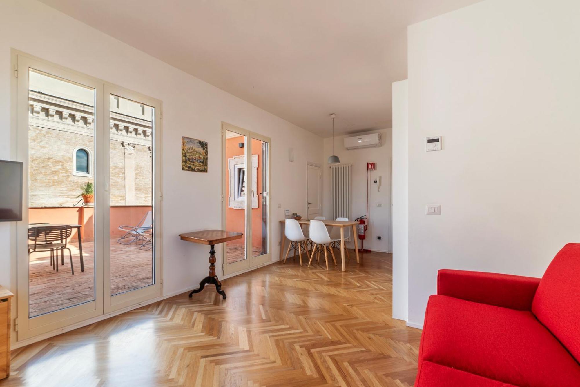 Apartment With Terrace In Via Del Pellegrino - Fromhometorome Bagian luar foto