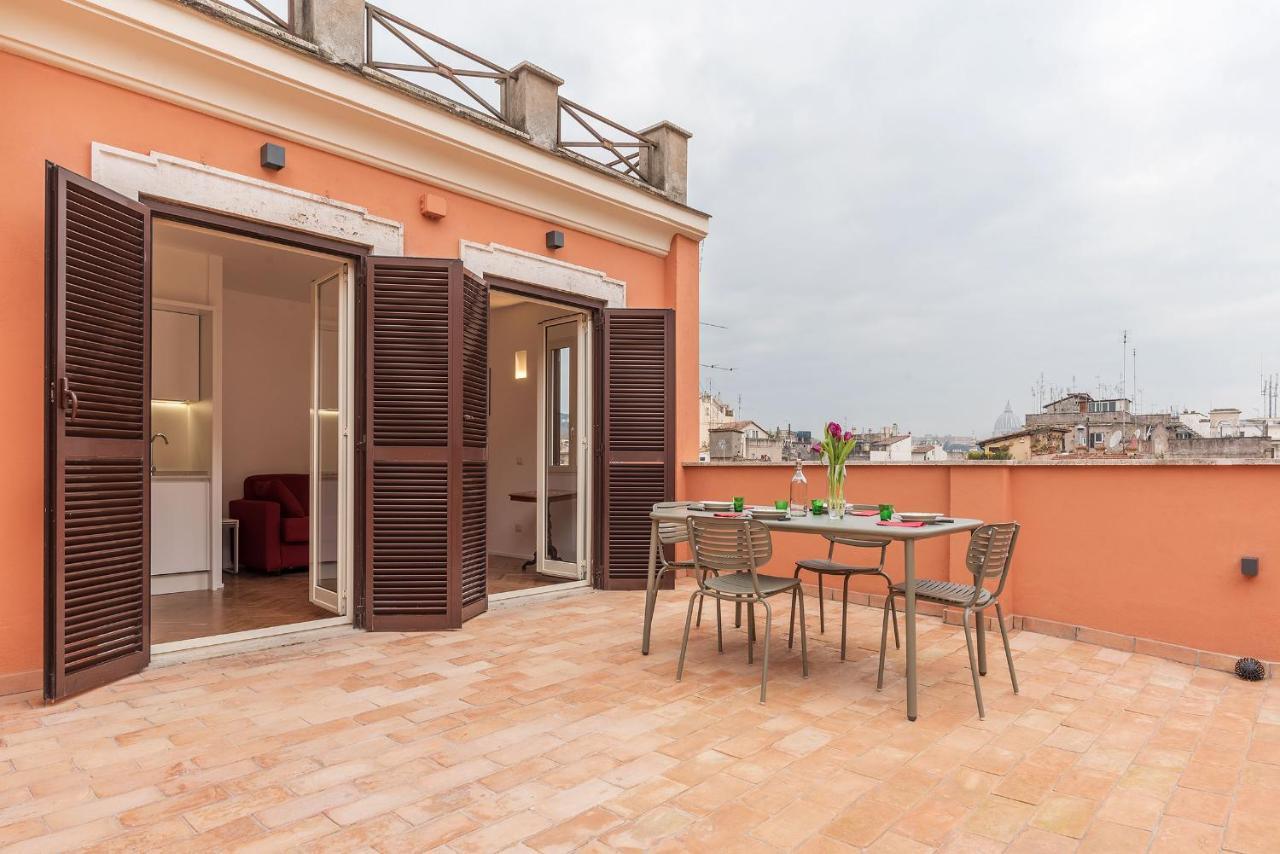 Apartment With Terrace In Via Del Pellegrino - Fromhometorome Bagian luar foto